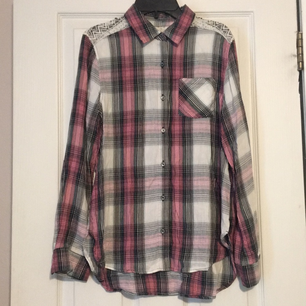 Cute pink flannel with lace detail